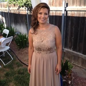 Meet your Posher, Claudia